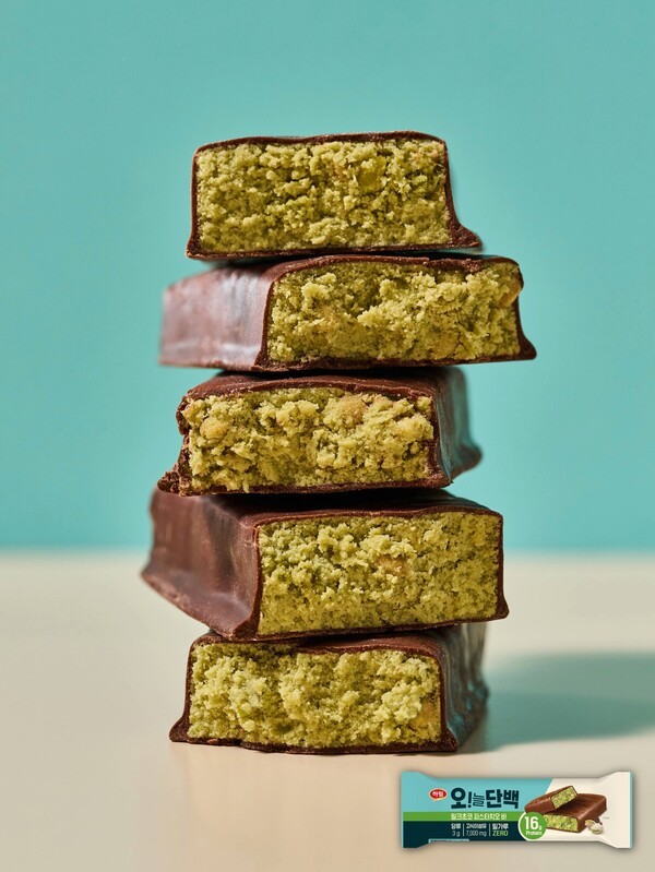 하림이 판매 중인 ‘오!늘단백 밀크초코 피스타치오바’ 모습 / 사진 하림