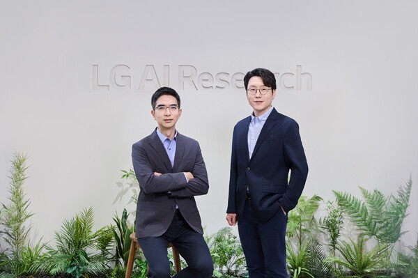 이홍락(왼쪽)·임우형 LG AI연구원 공동 연구원장 / 사진 LG그룹