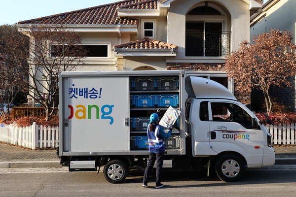 쿠팡 배송차량 모습 / 사진 쿠팡