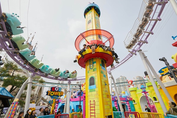 넥슨과 롯데월드가 서울 잠실 롯데월드 어드벤처 매직아일랜드 내에 약 600평 규모의